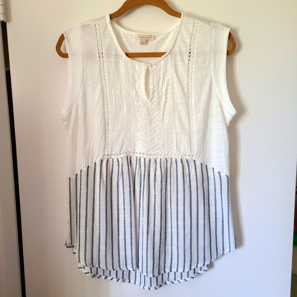 Skies Are Blue Mixed Material Keyhole Knit Top